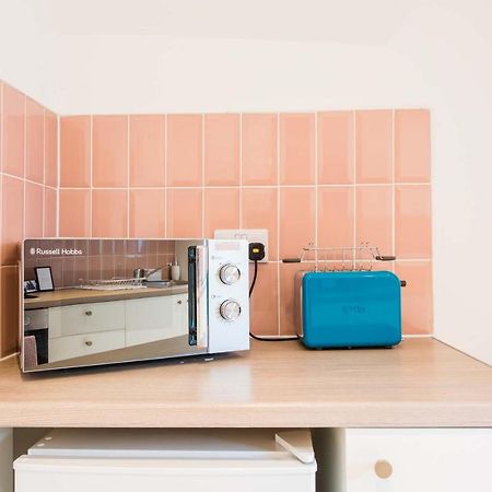 1 Bed Central Cardiff Apartment Экстерьер фото