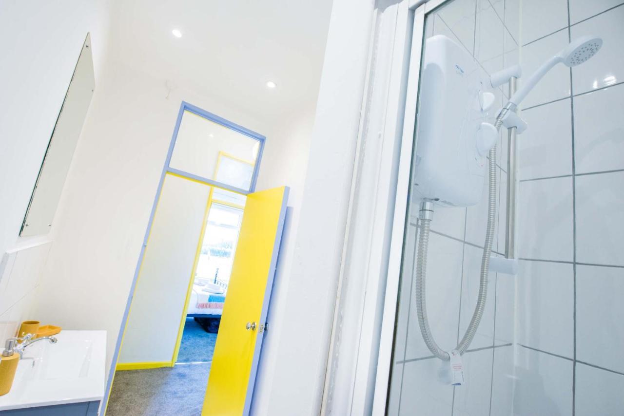 1 Bed Central Cardiff Apartment Экстерьер фото